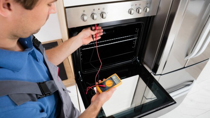 Берегите свой духовой шкаф - экспертные рекомендации по эффективному ремонту и обслуживанию дорогостоящей кухонной техники