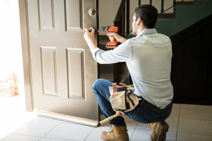 Ключевые аспекты и подходы при демонтаже дверей